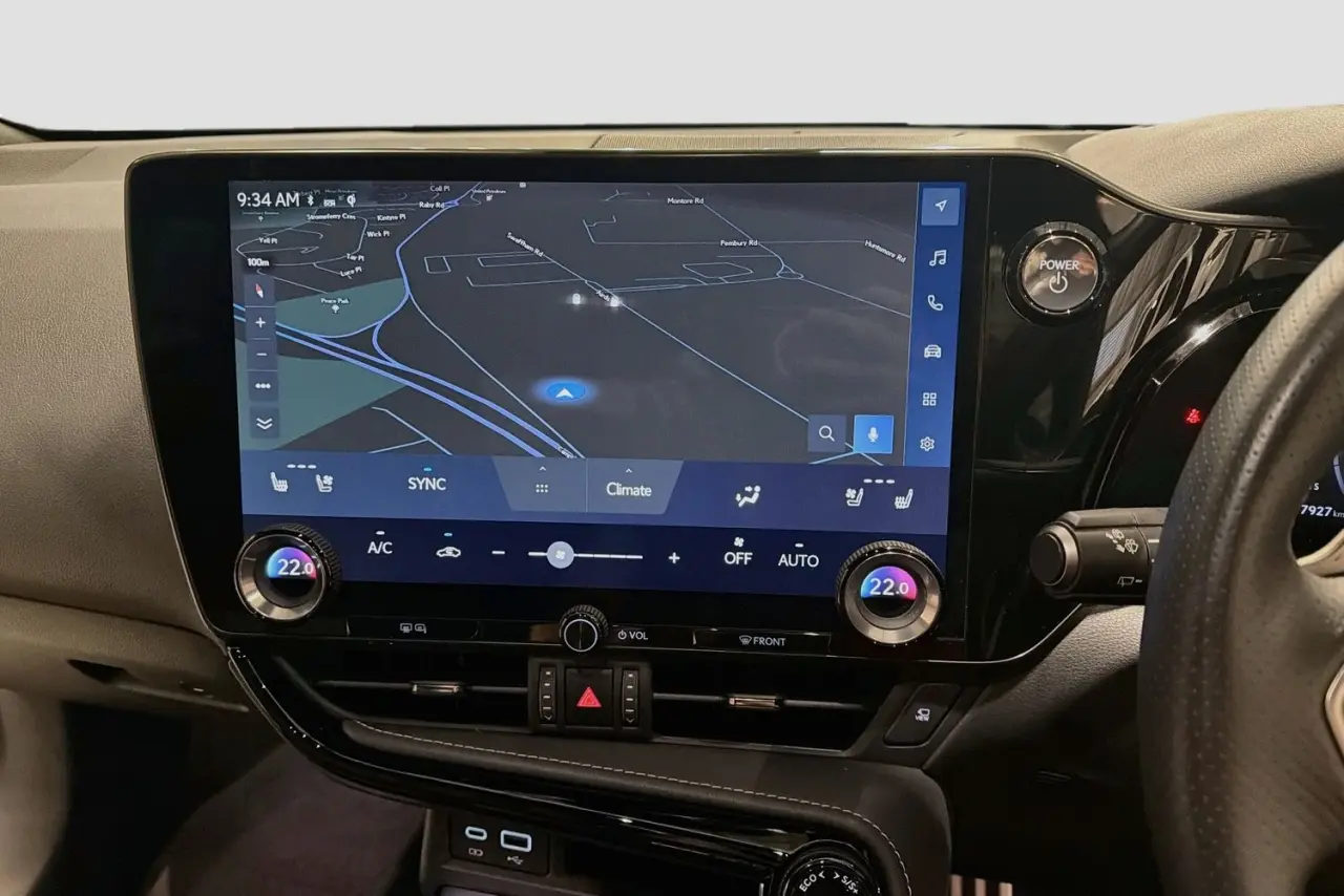 2025 Lexus NX Gallery Image 17