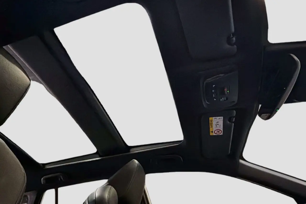 2023 Toyota Corolla Cross Gallery Image 12