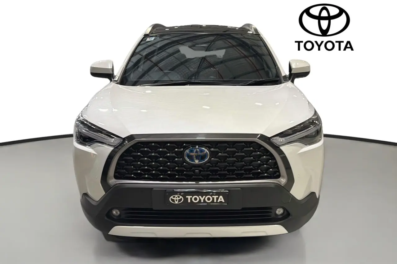 2023 Toyota Corolla Cross Gallery Image 2