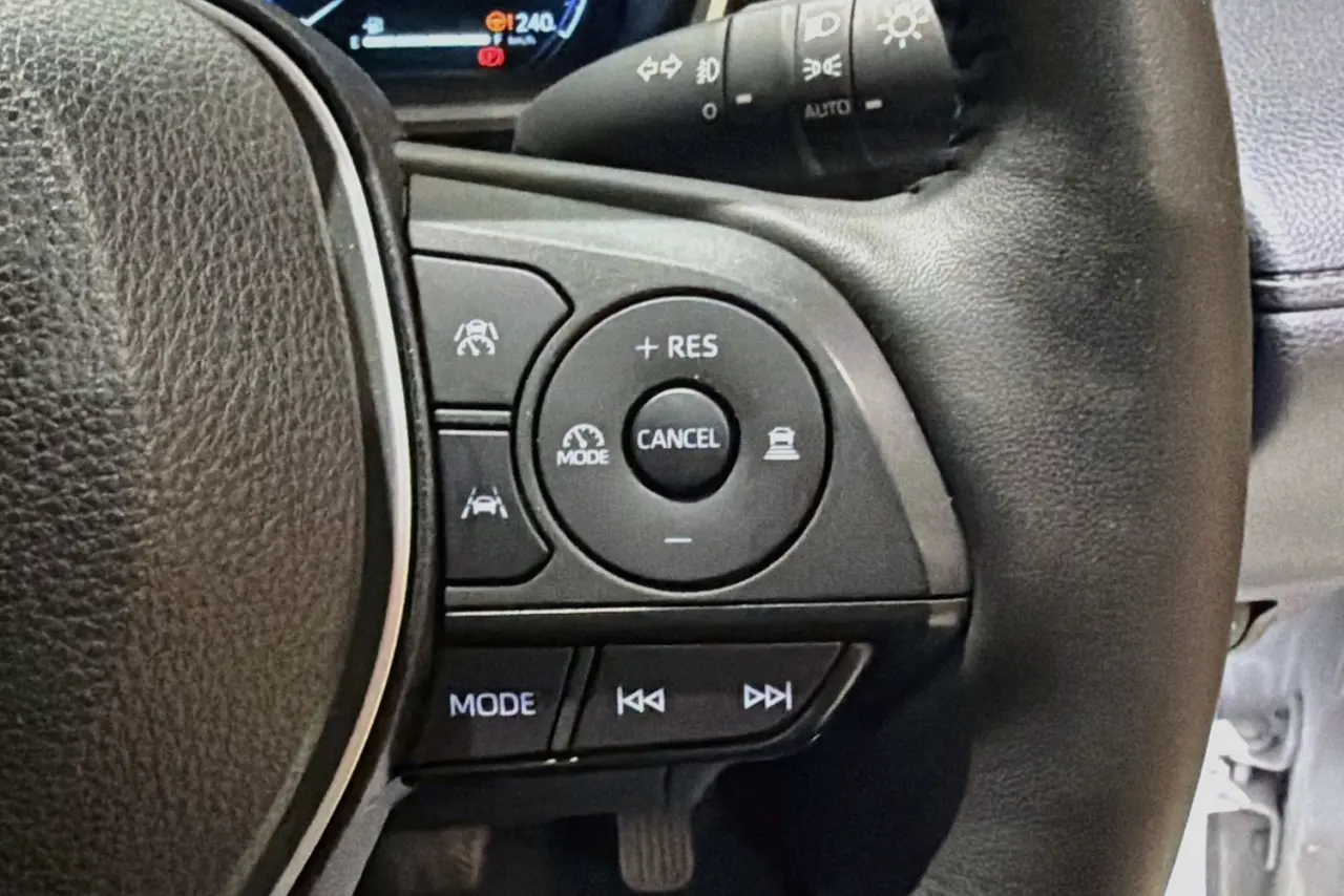 2023 Toyota Corolla Cross Gallery Image 20