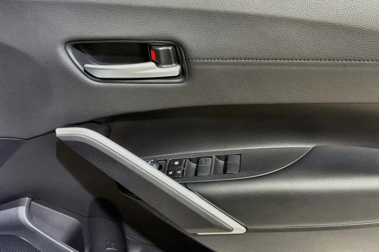 2023 Toyota Corolla Cross Gallery Image 24