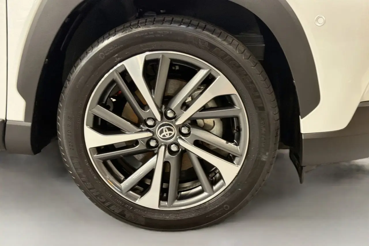 2023 Toyota Corolla Cross Gallery Image 28