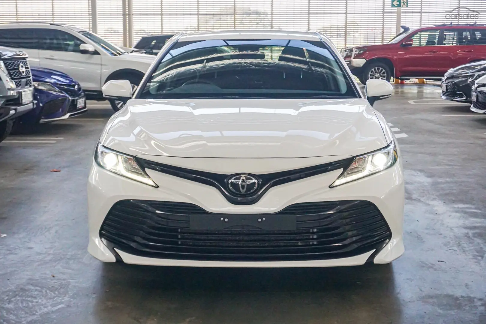 2019 Toyota Camry Image 4