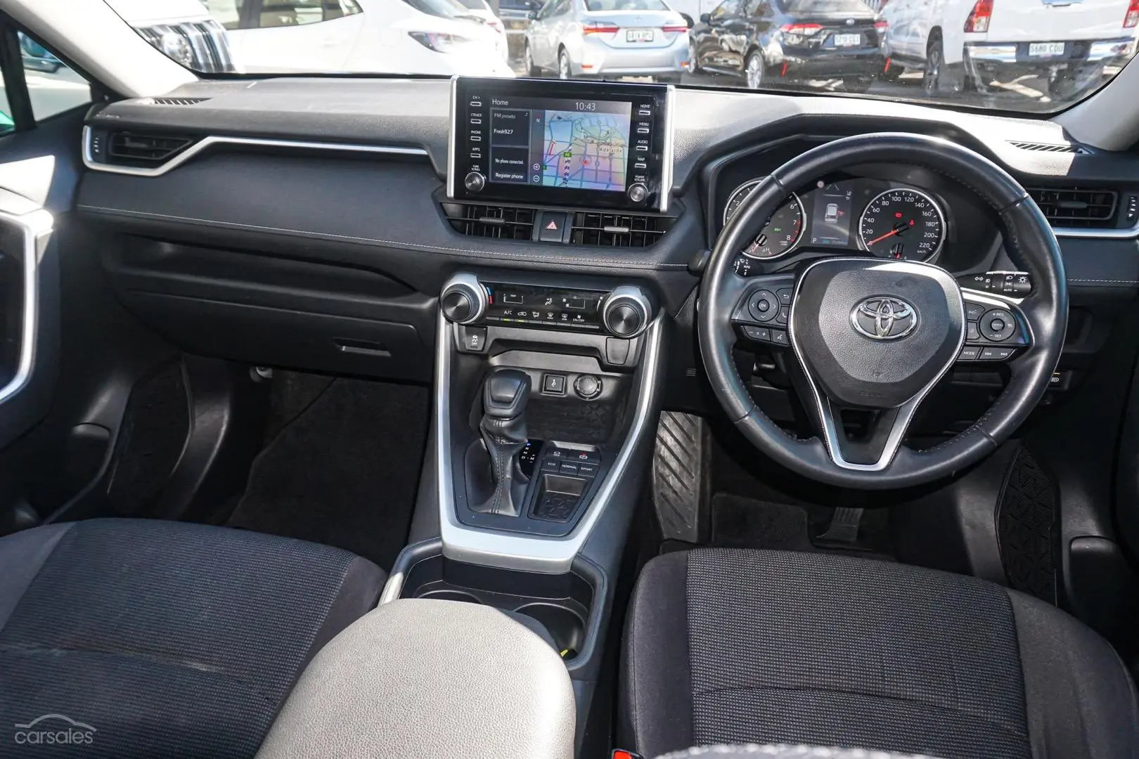 2020 Toyota RAV4 Image 9