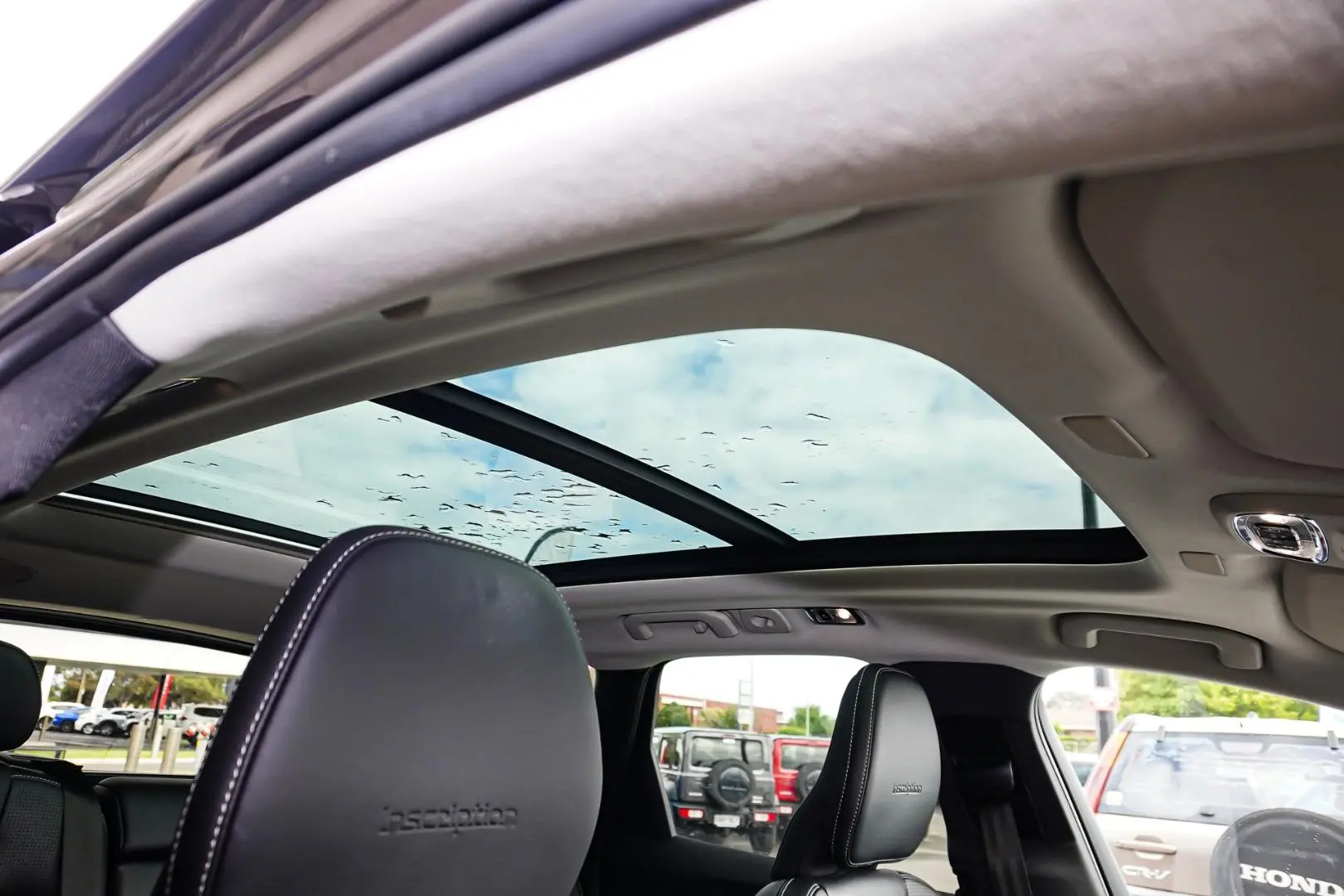 2020 Volvo XC60 Gallery Image 8