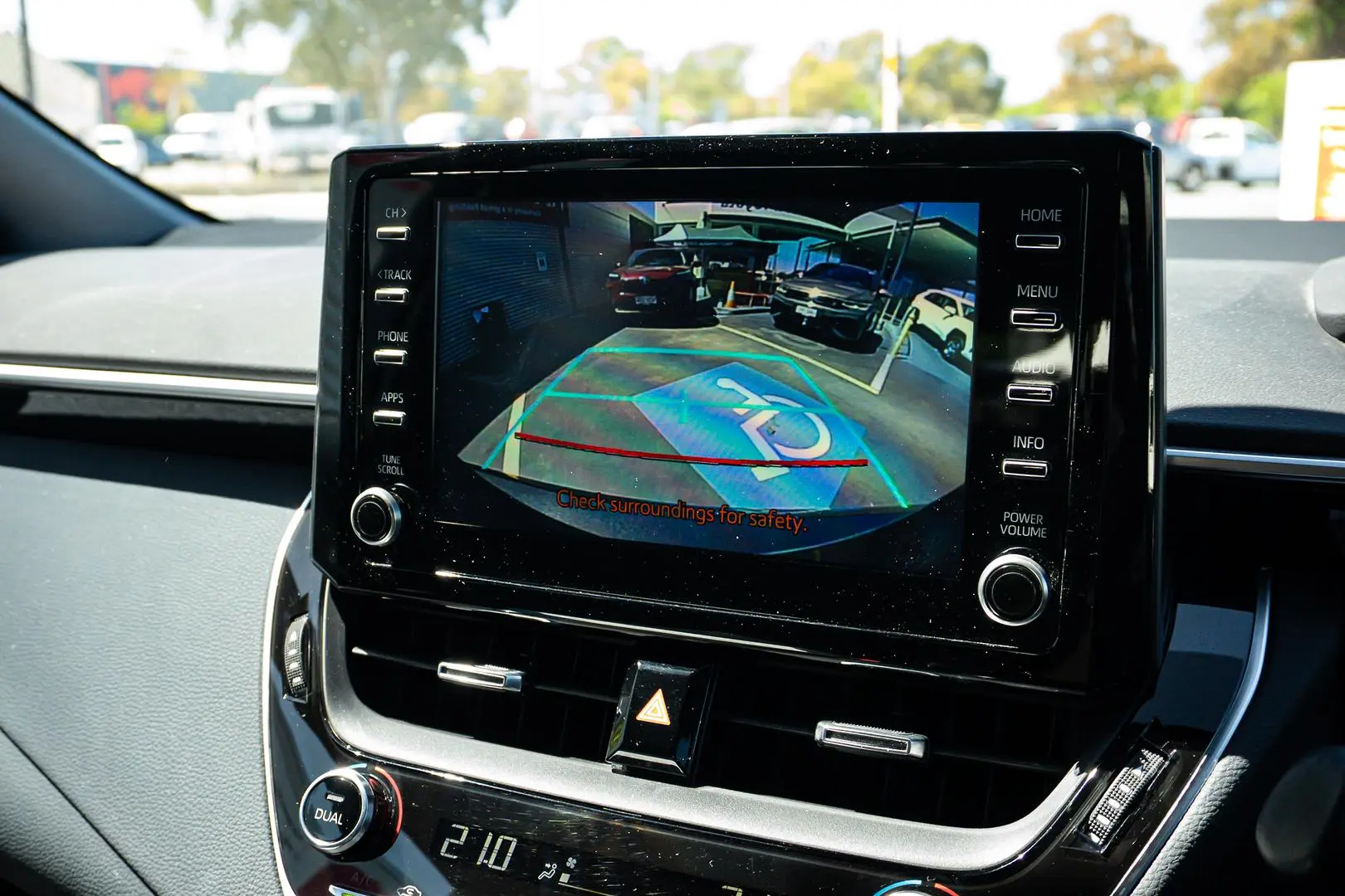 2022 Toyota Corolla Gallery Image 24