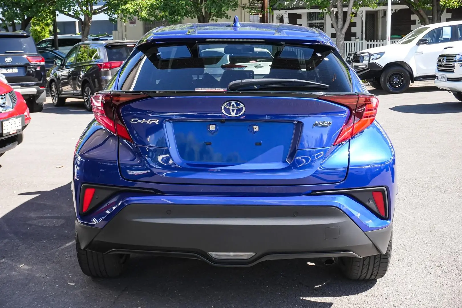 2023 Toyota C-HR Gallery Image 6
