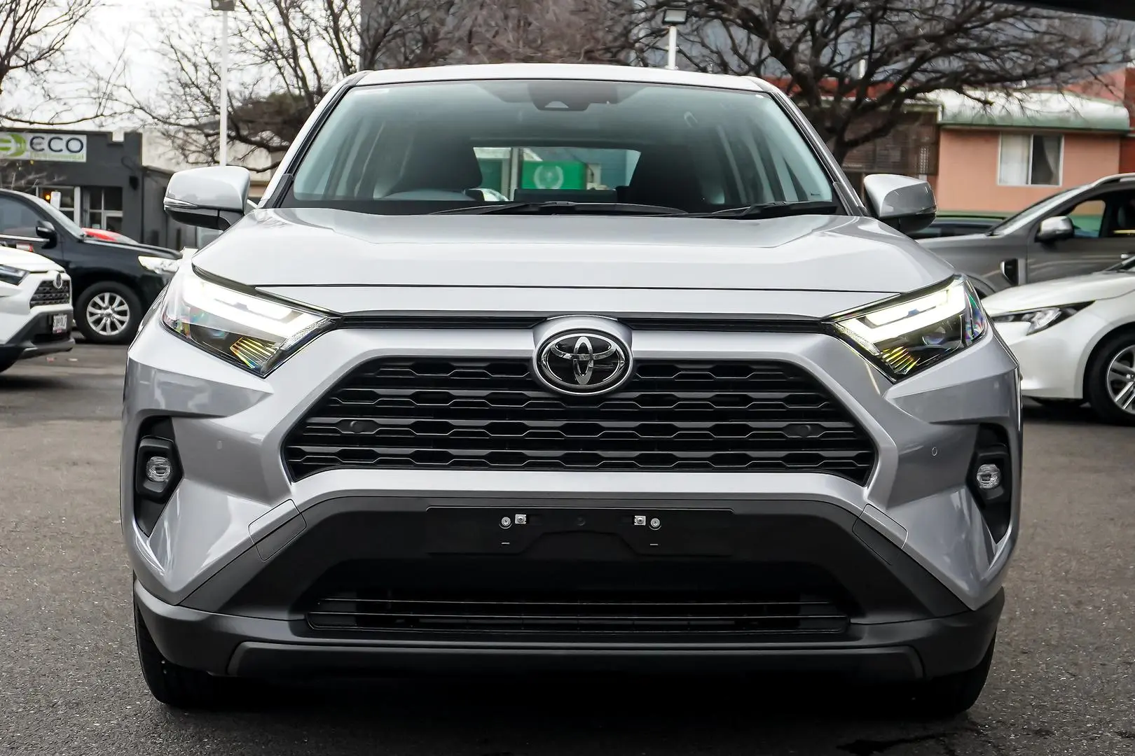 2025 Toyota RAV4 Gallery Image 5