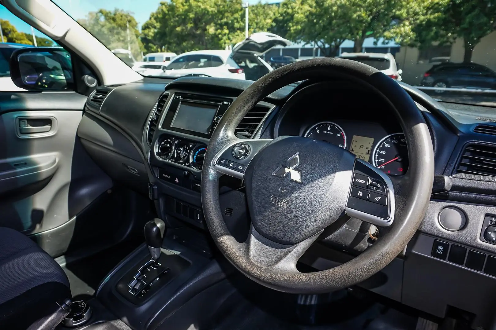 2017 Mitsubishi Triton Gallery Image 7