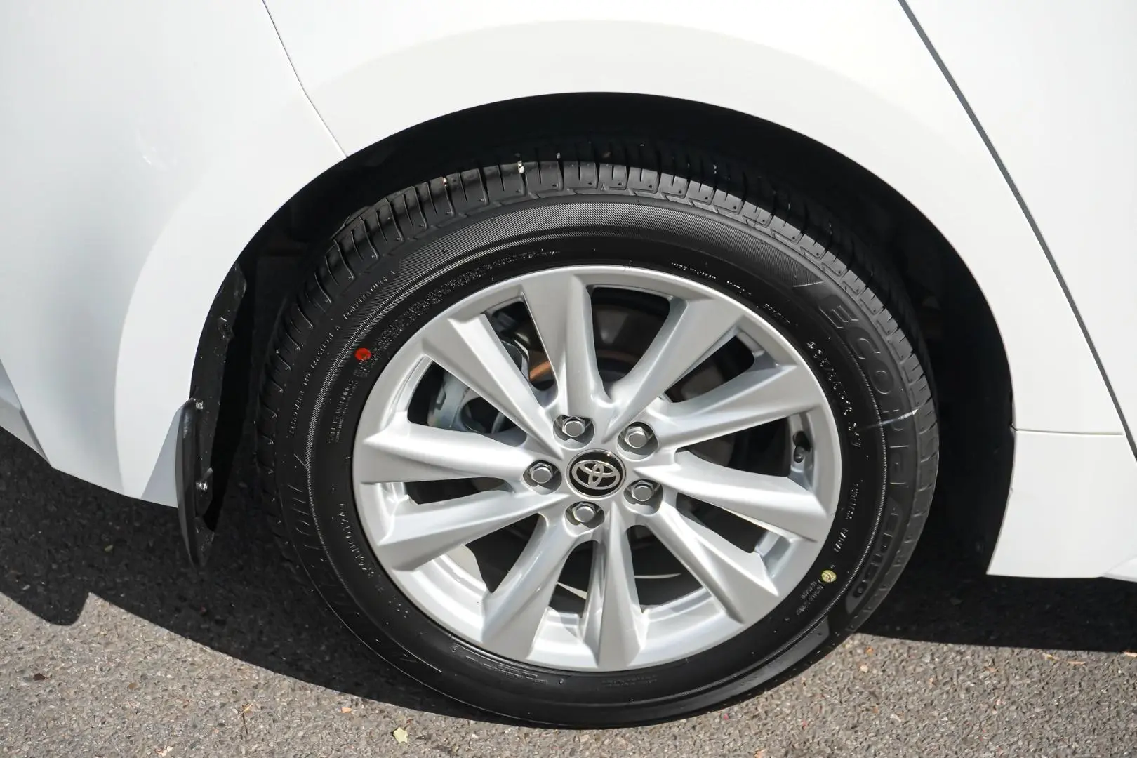 2024 Toyota Corolla Gallery Image 16