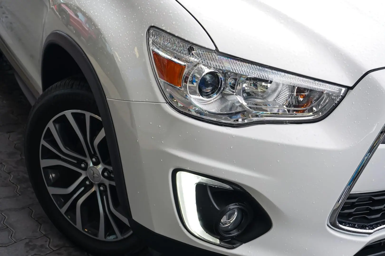 2015 Mitsubishi ASX Gallery Image 11