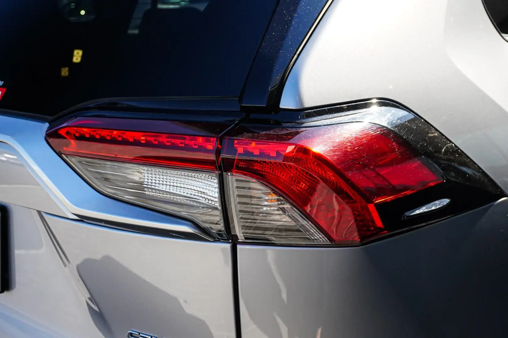 2020 Toyota RAV4 Gallery Image 13