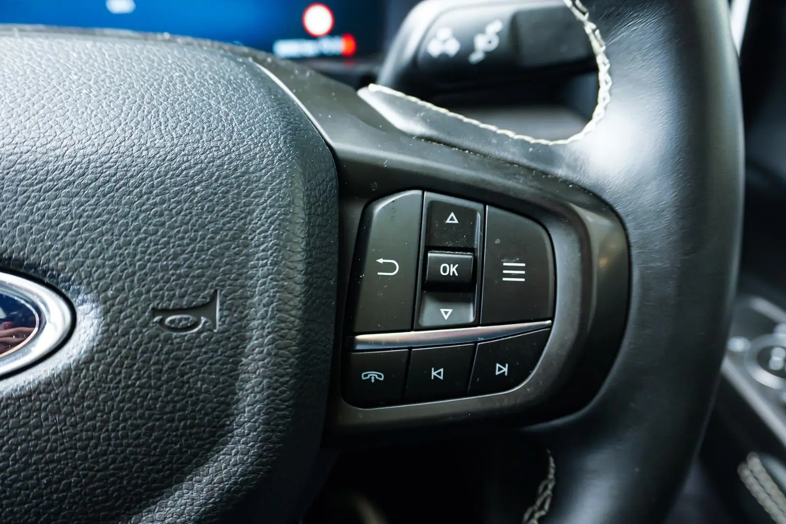 2024 Ford Everest Gallery Image 26