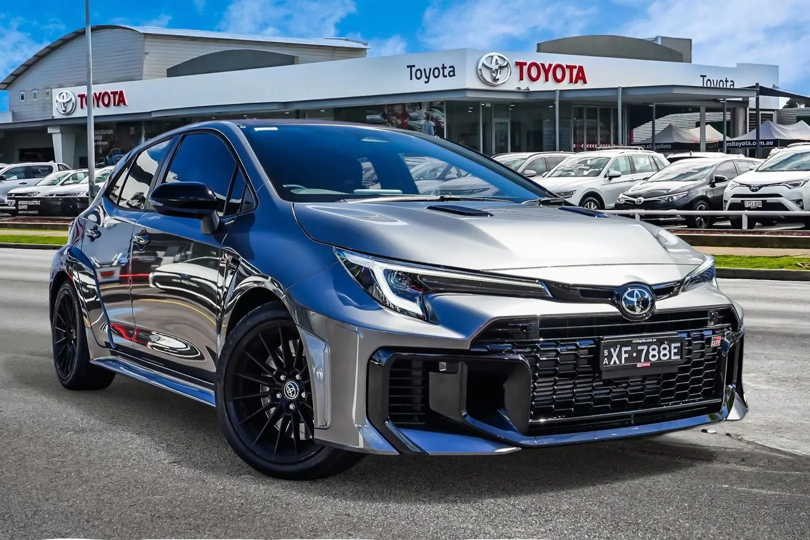 2025 Toyota Corolla Gallery Image 1