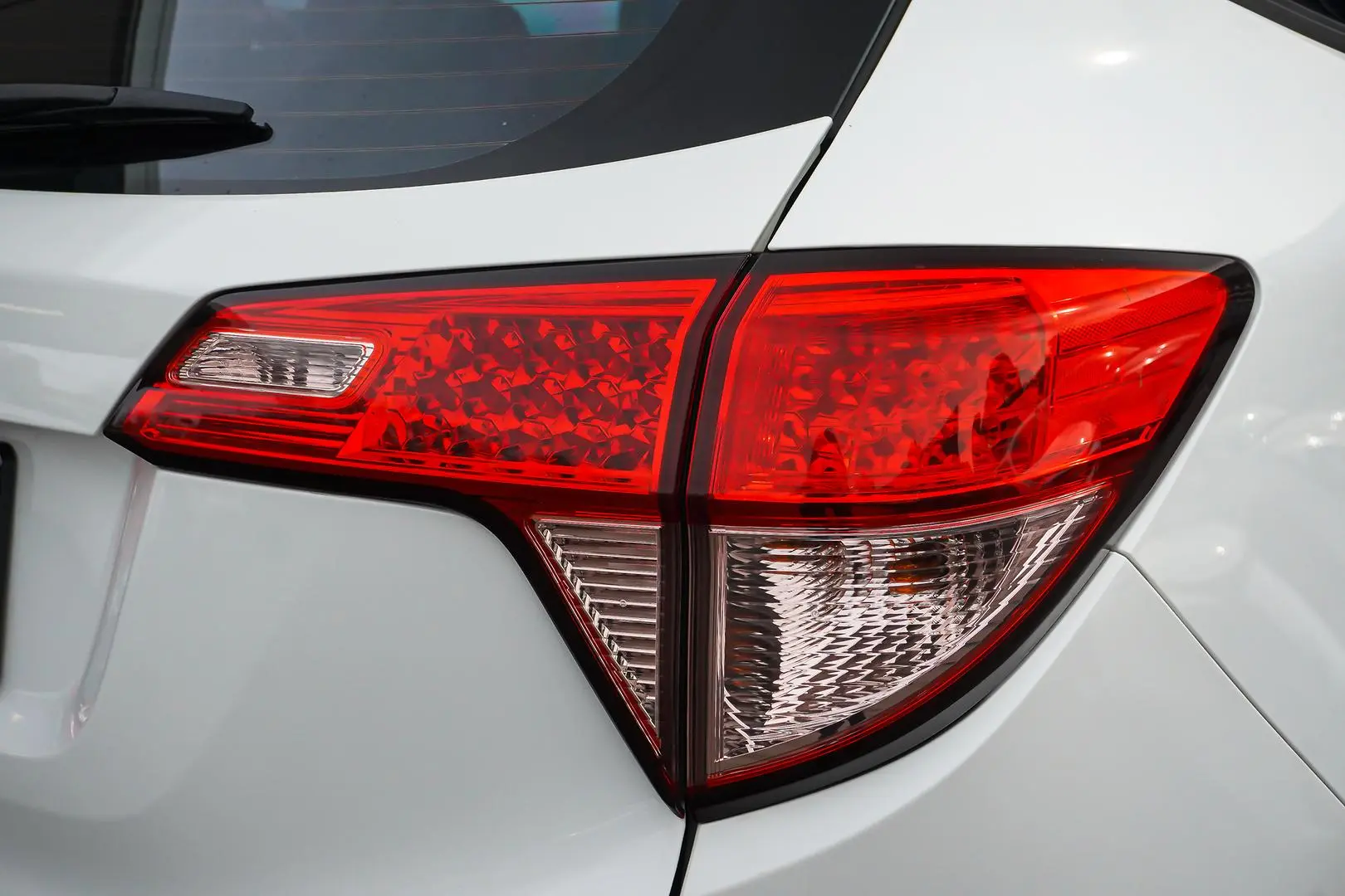 2017 Honda HR-V Gallery Image 13