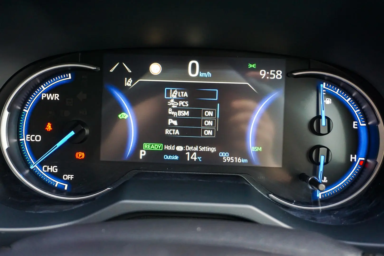 2024 Toyota RAV4 Gallery Image 18