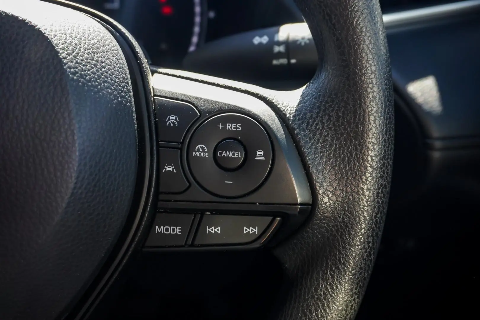 2025 Toyota Corolla Cross Gallery Image 19
