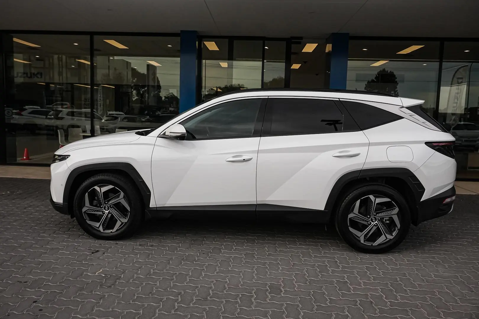 2021 Hyundai Tucson Gallery Image 4