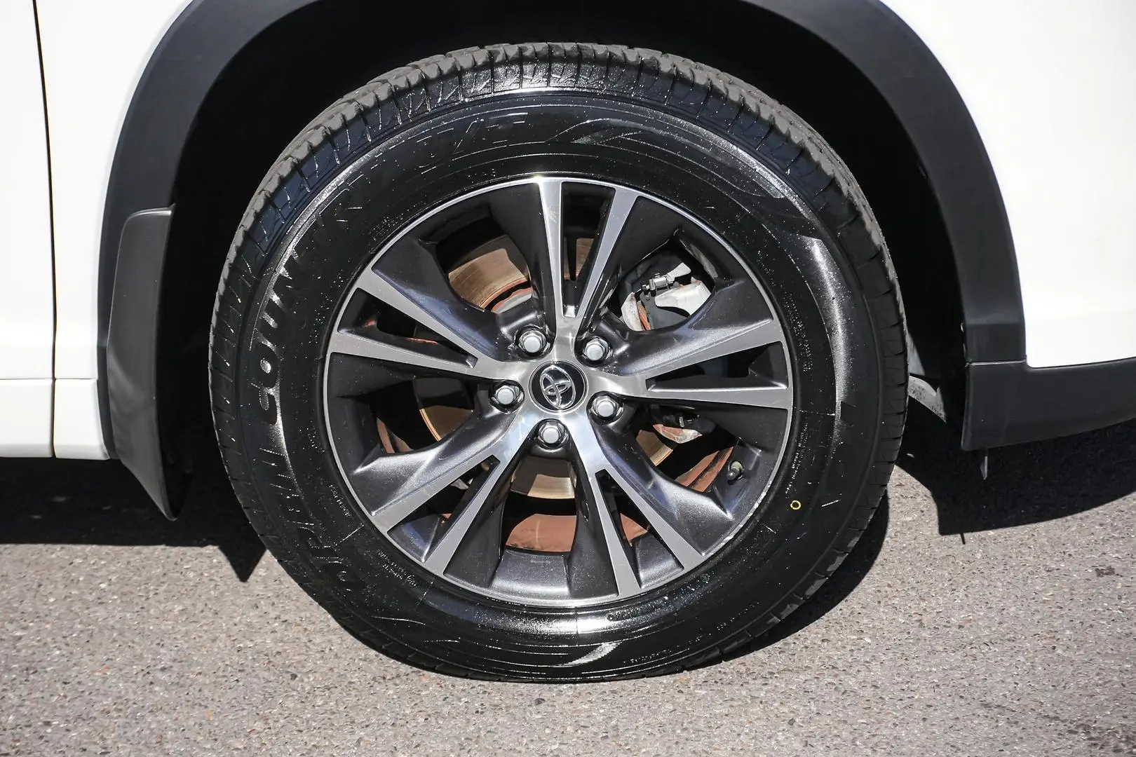 2019 Toyota Kluger Gallery Image 16