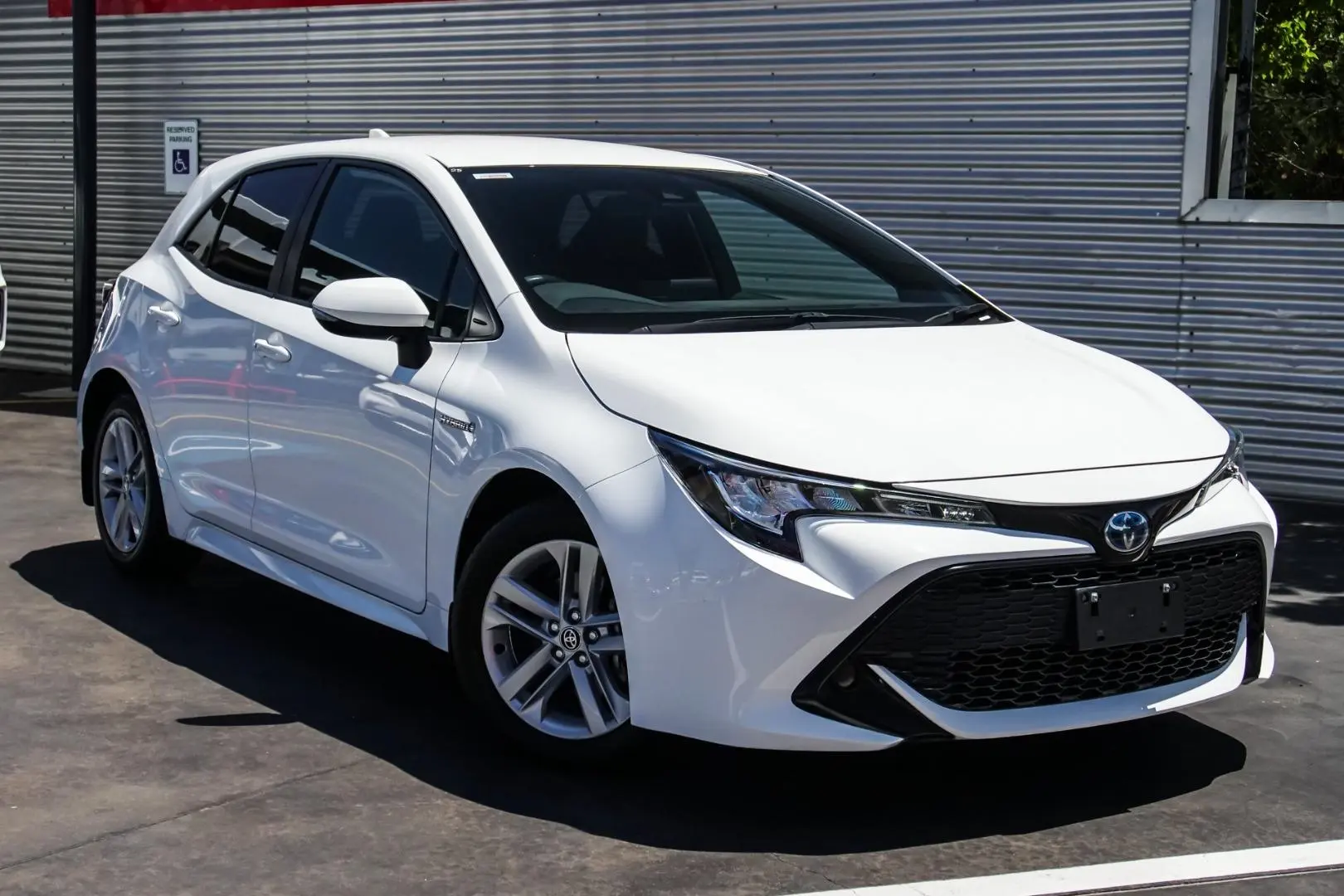 2021 Toyota Corolla Gallery Image 1