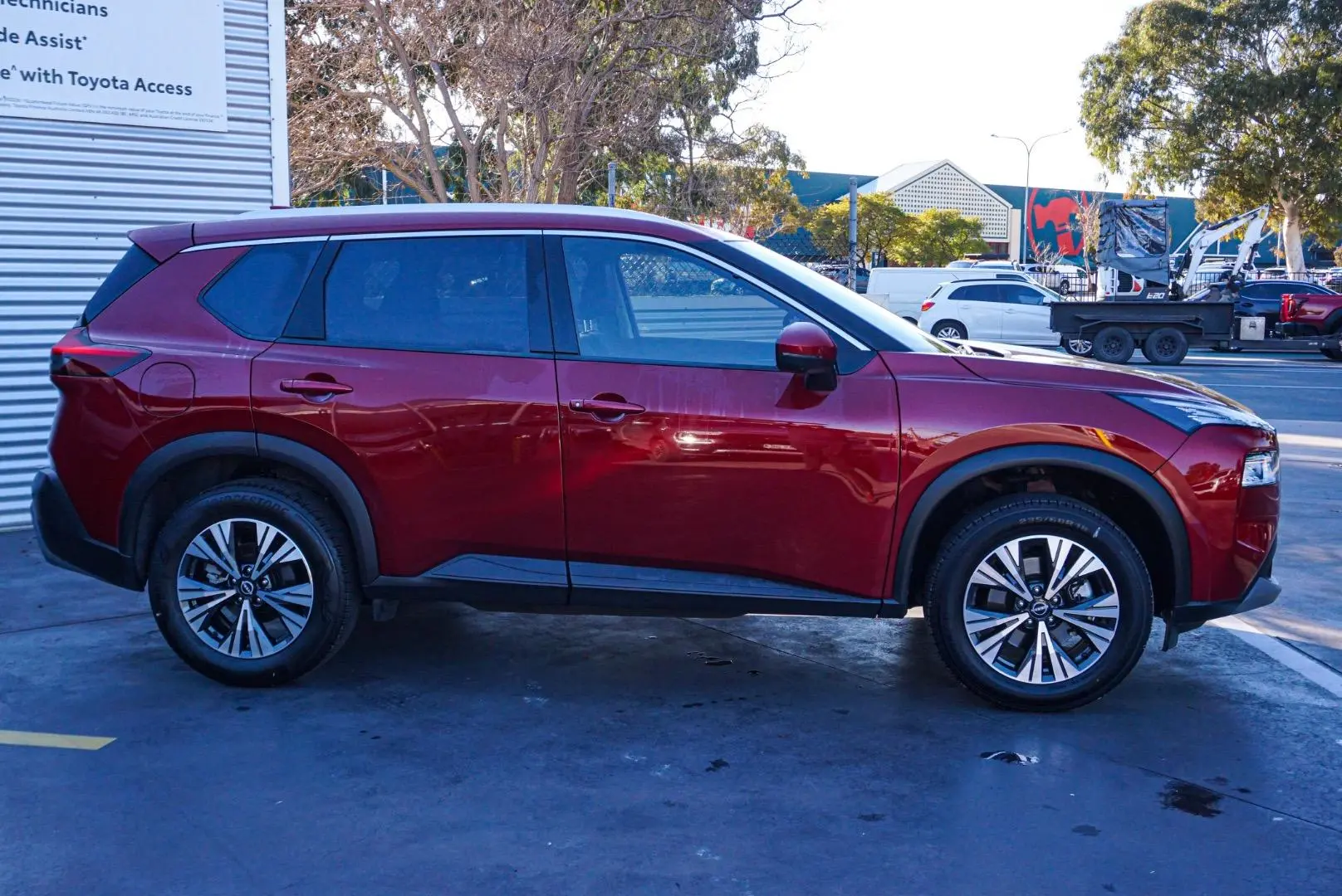 2022 Nissan X-TRAIL Gallery Image 4