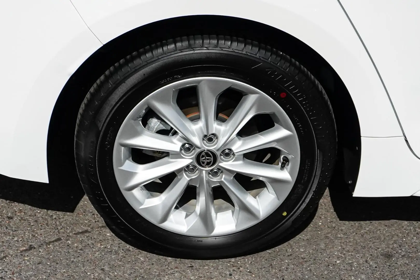 2022 Toyota Corolla Gallery Image 16