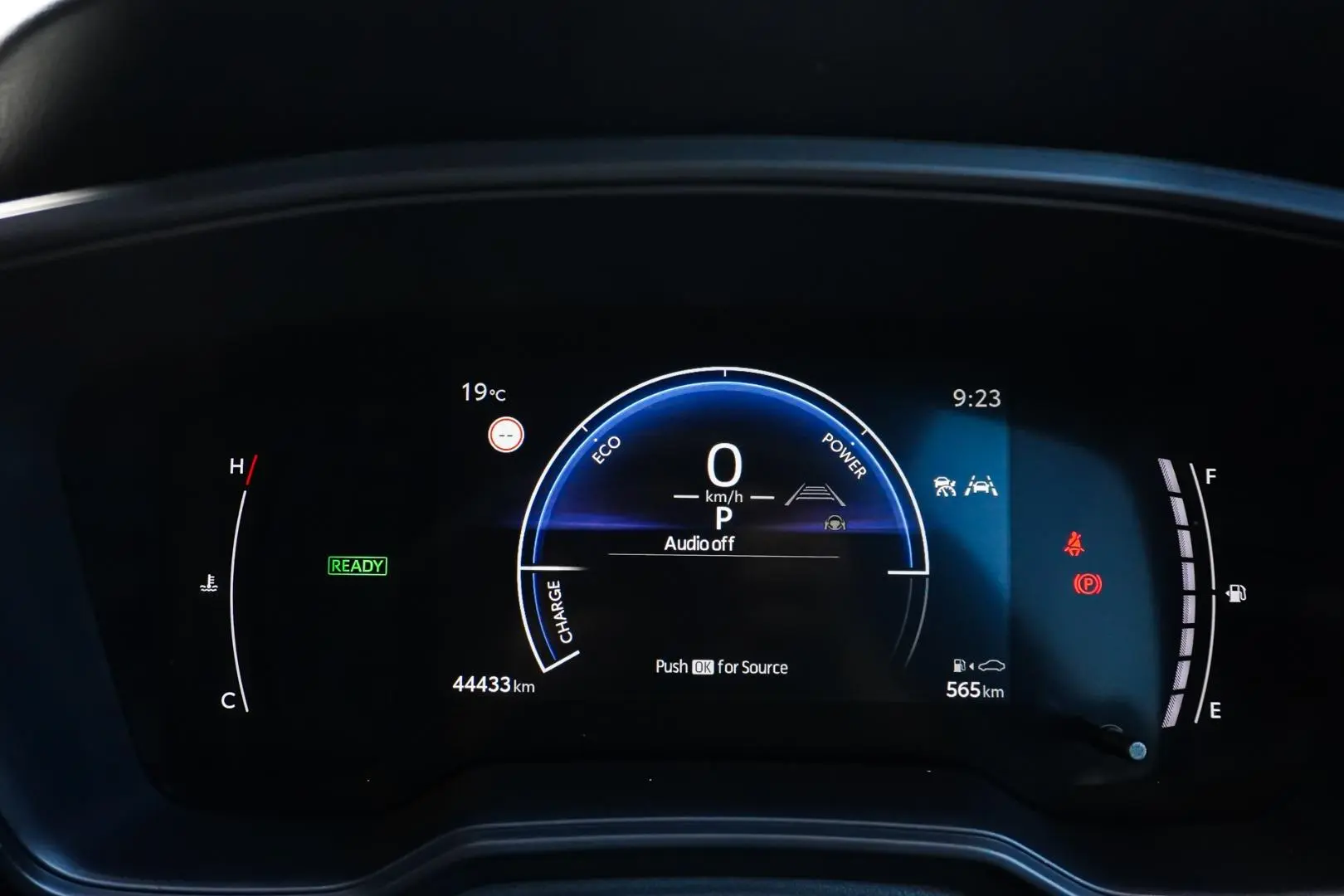 2023 Toyota Corolla Cross Gallery Image 18