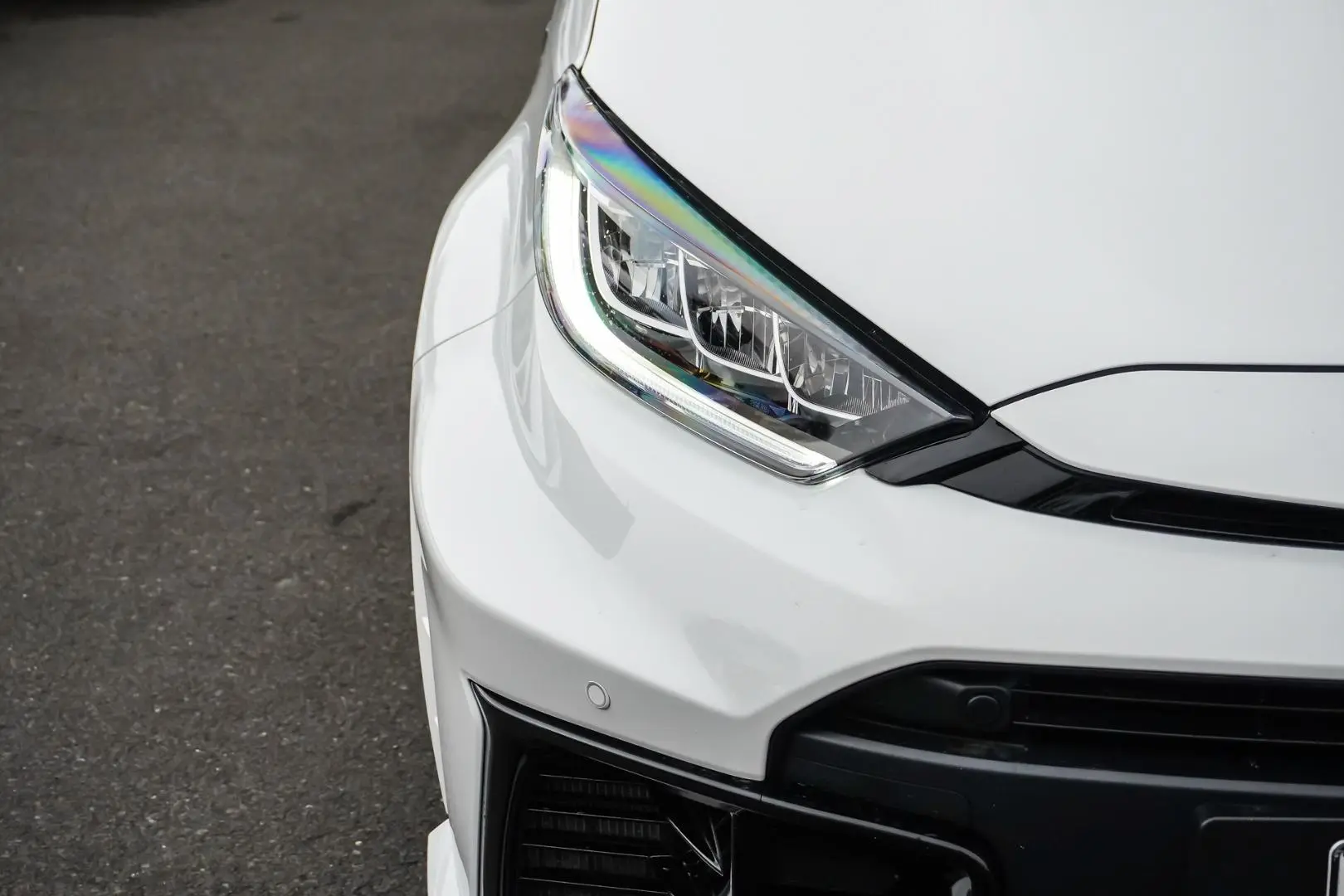 2025 Toyota Yaris Gallery Image 11