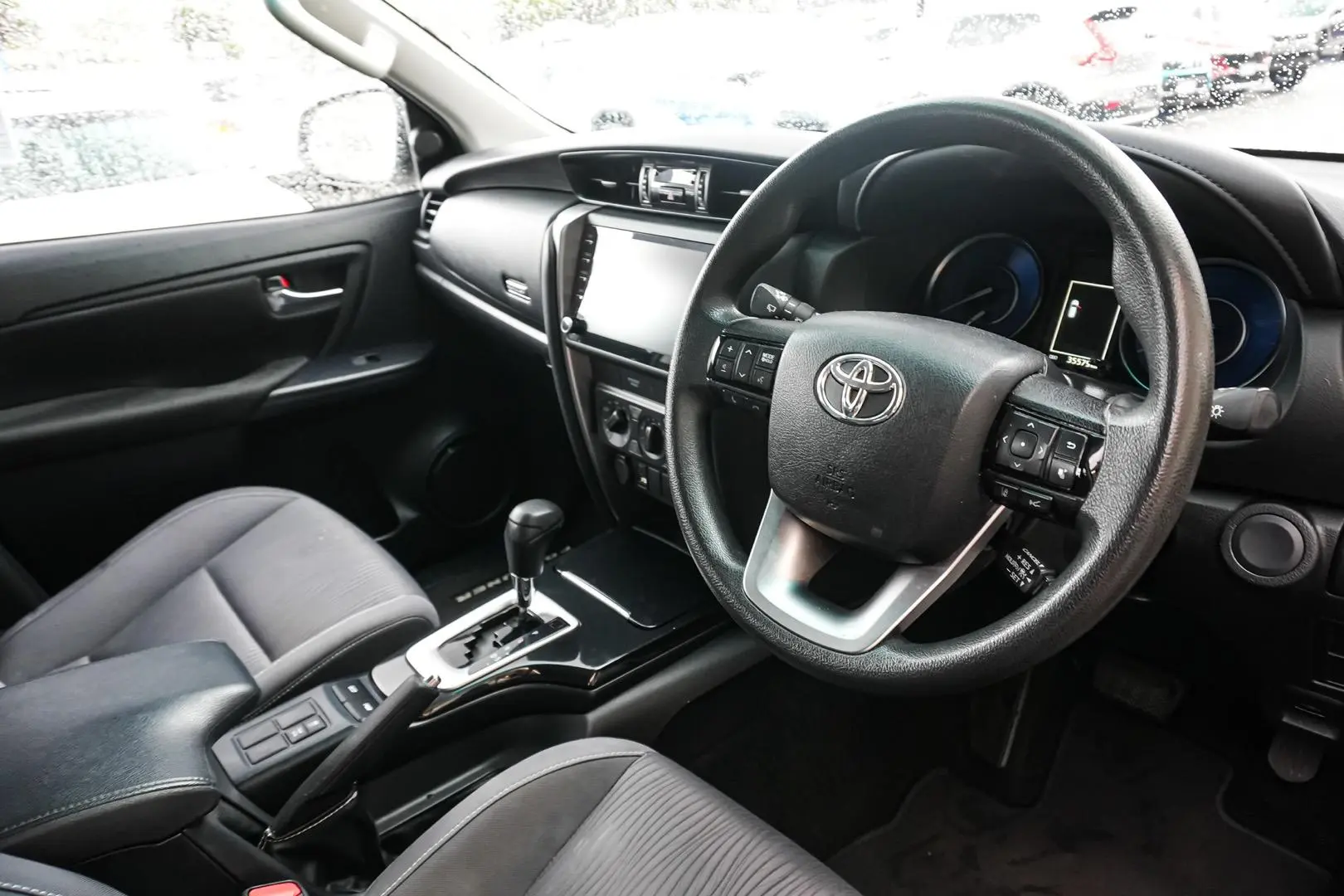 2022 Toyota Fortuner Gallery Image 14