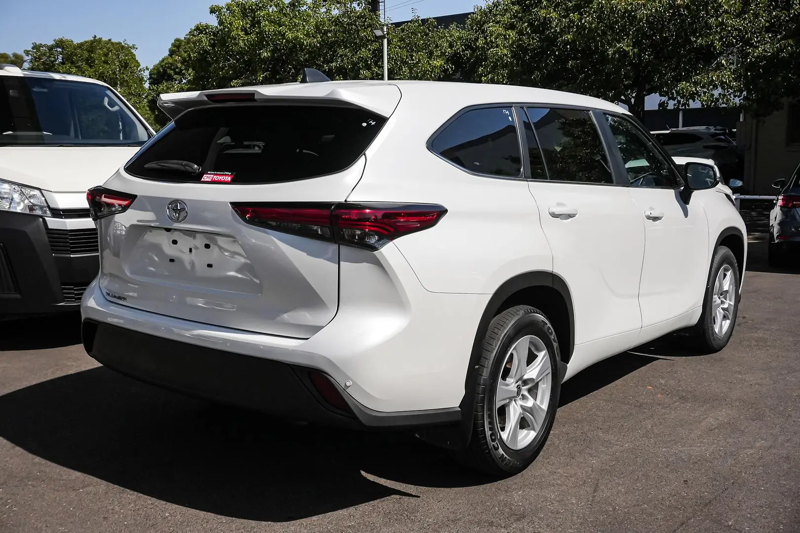 2023 Toyota Kluger Gallery Image 3