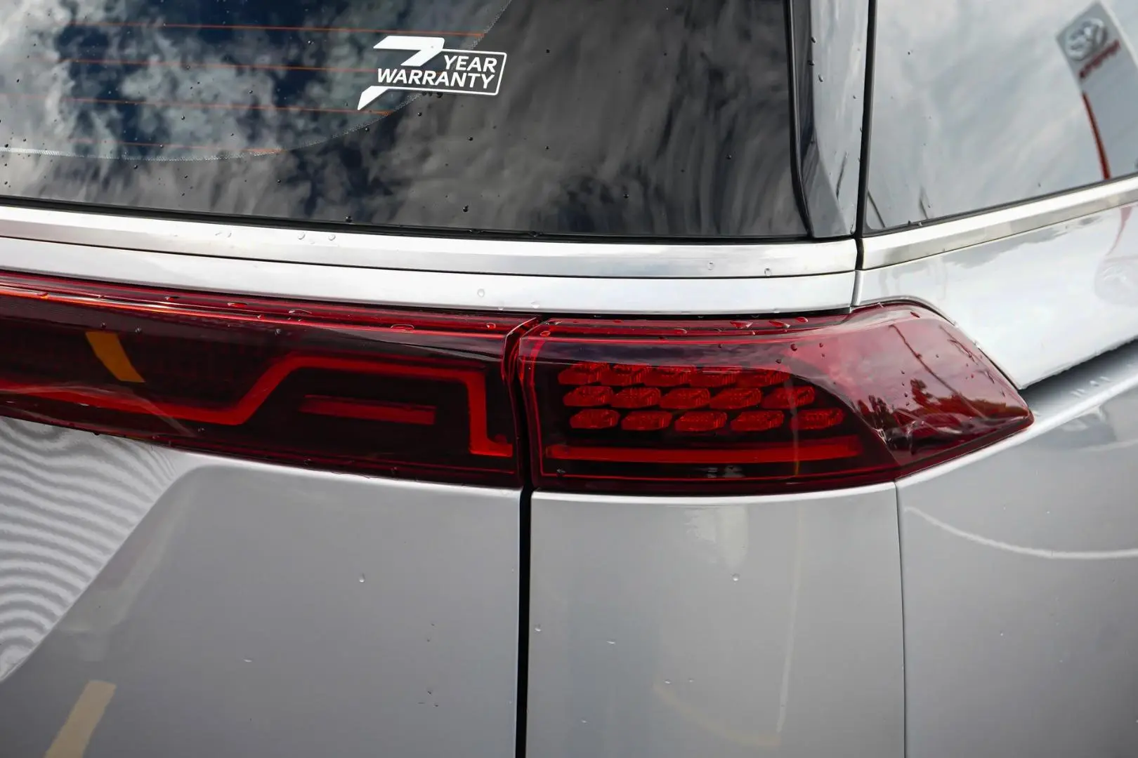 2021 Kia Carnival Gallery Image 16