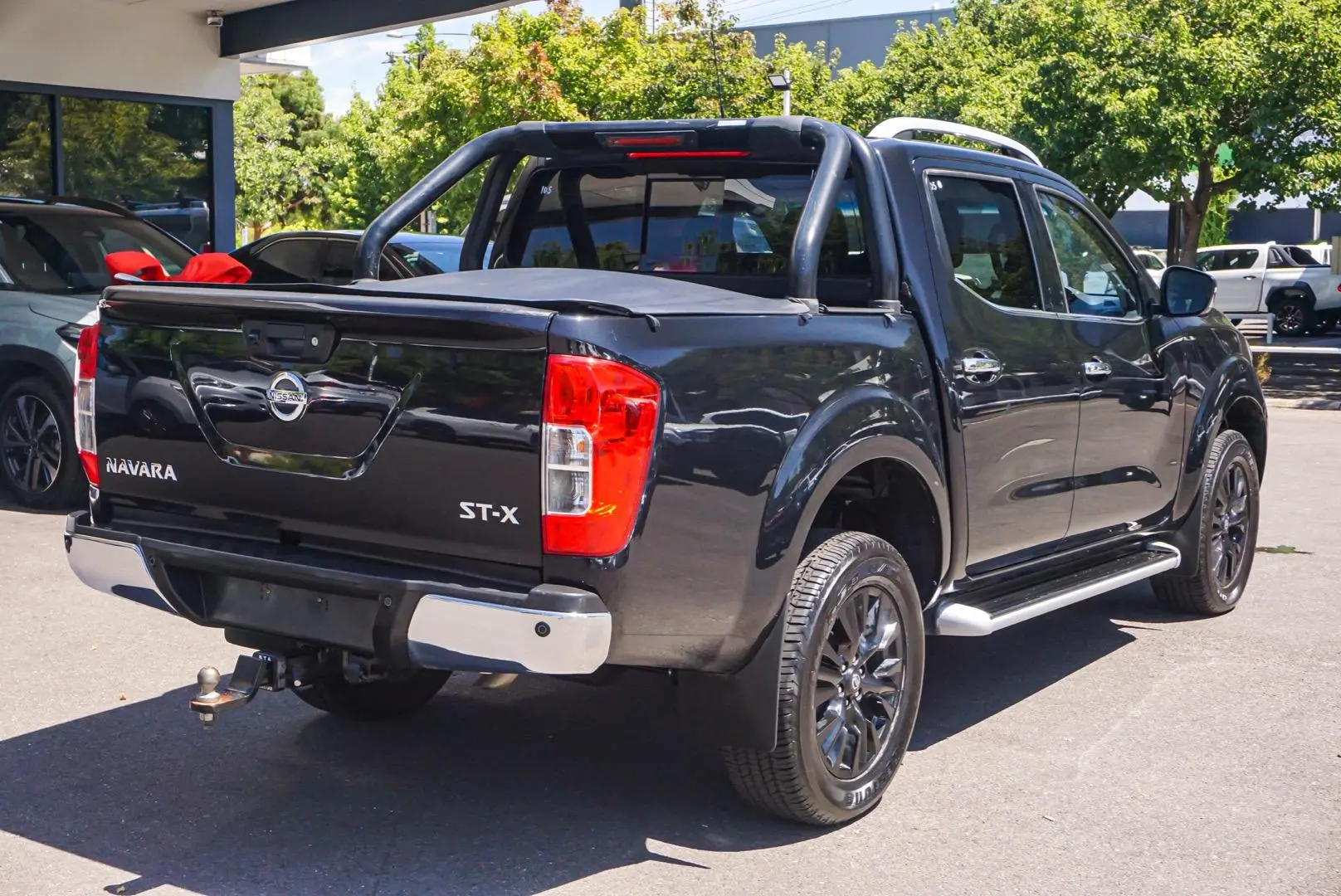 2018 Nissan Navara Gallery Image 3