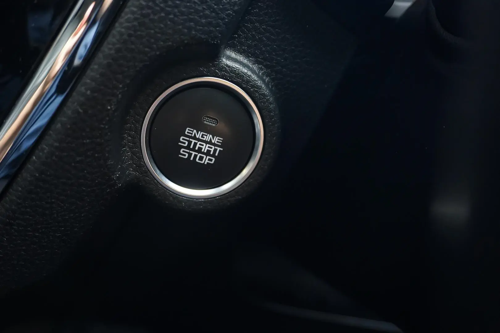 2022 Isuzu MU-X Gallery Image 25
