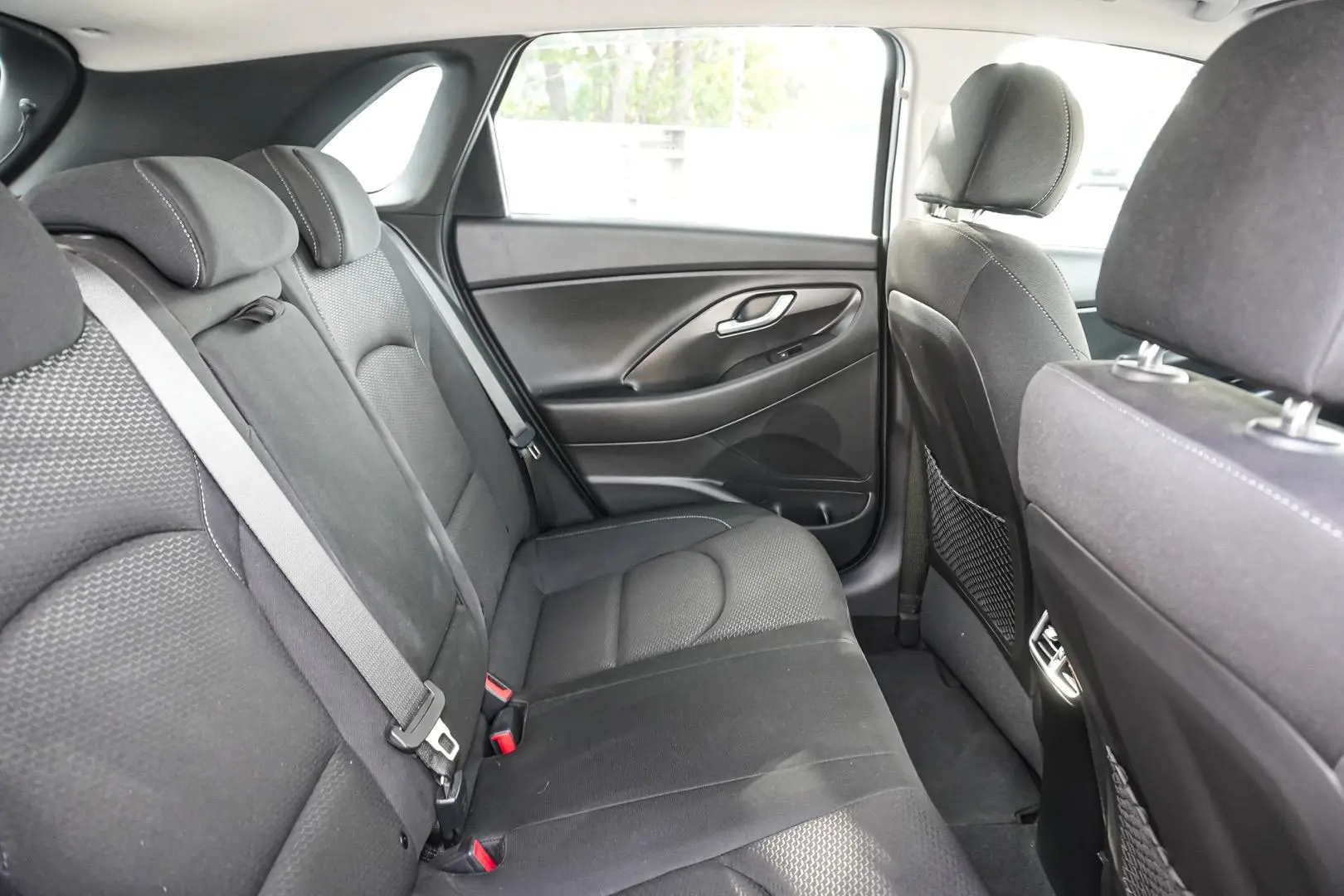 2021 Hyundai i30 Gallery Image 14