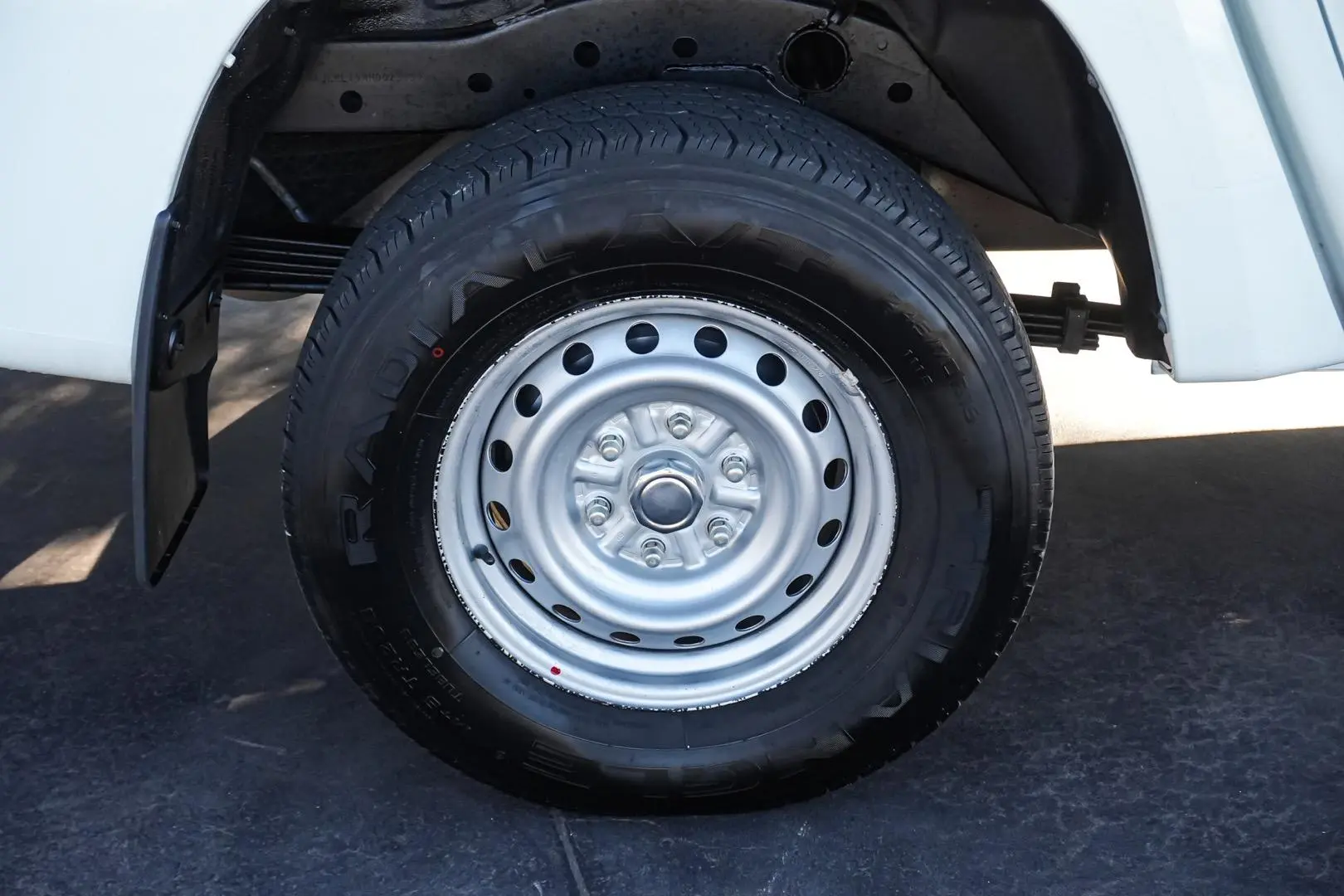 2020 Mitsubishi Triton Gallery Image 11