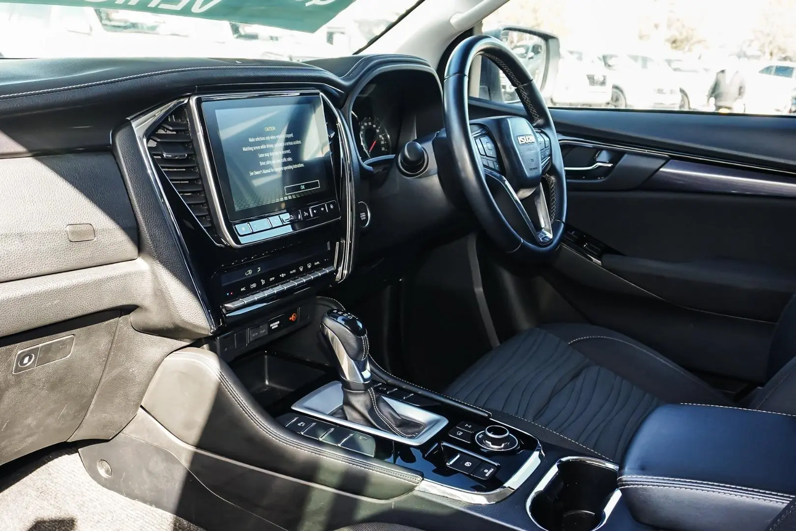 2023 Isuzu MU-X Gallery Image 12