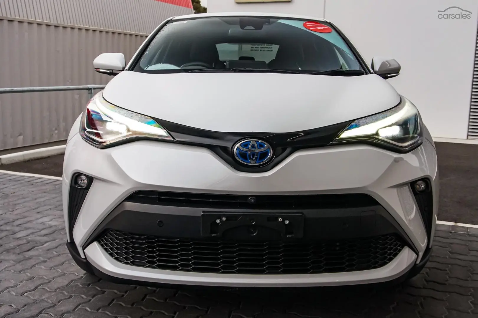 2022 Toyota C-HR Image 4