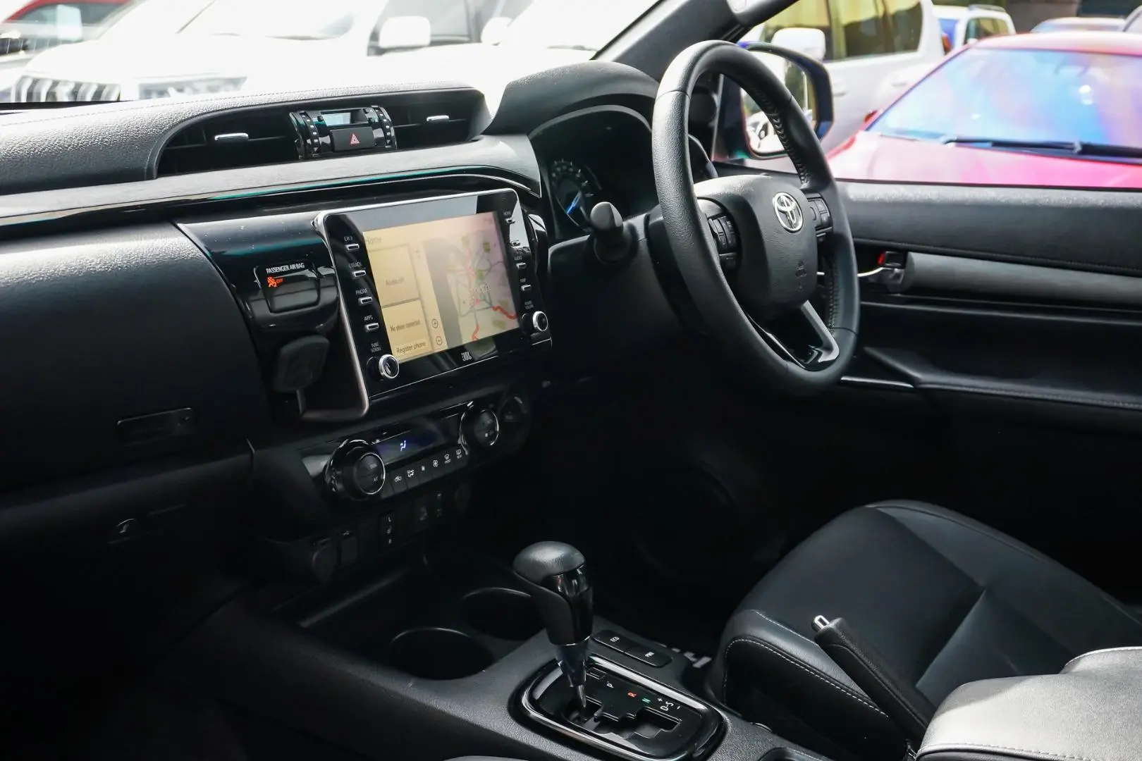 2022 Toyota Hilux Gallery Image 11