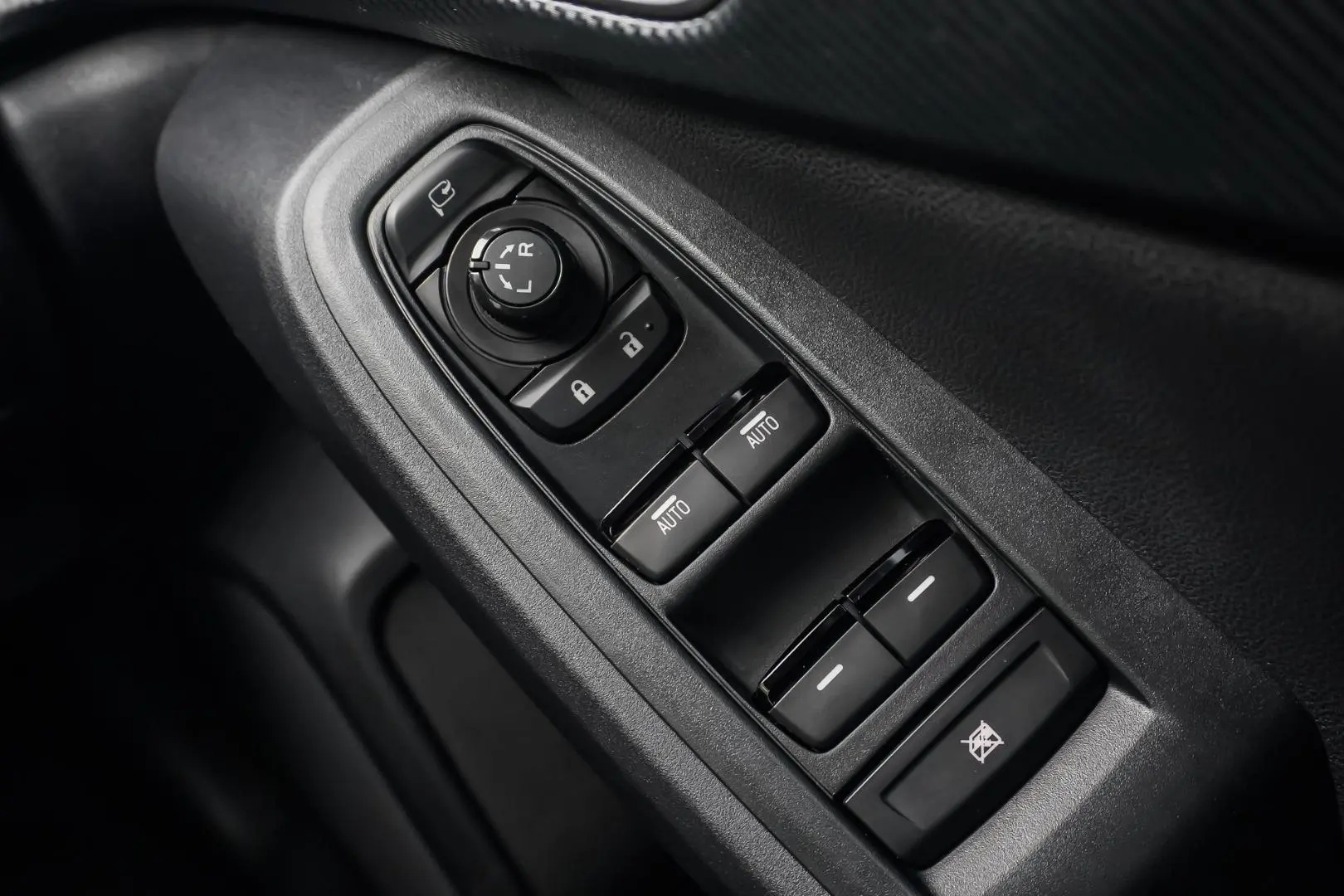 2024 Subaru Crosstrek Gallery Image 24