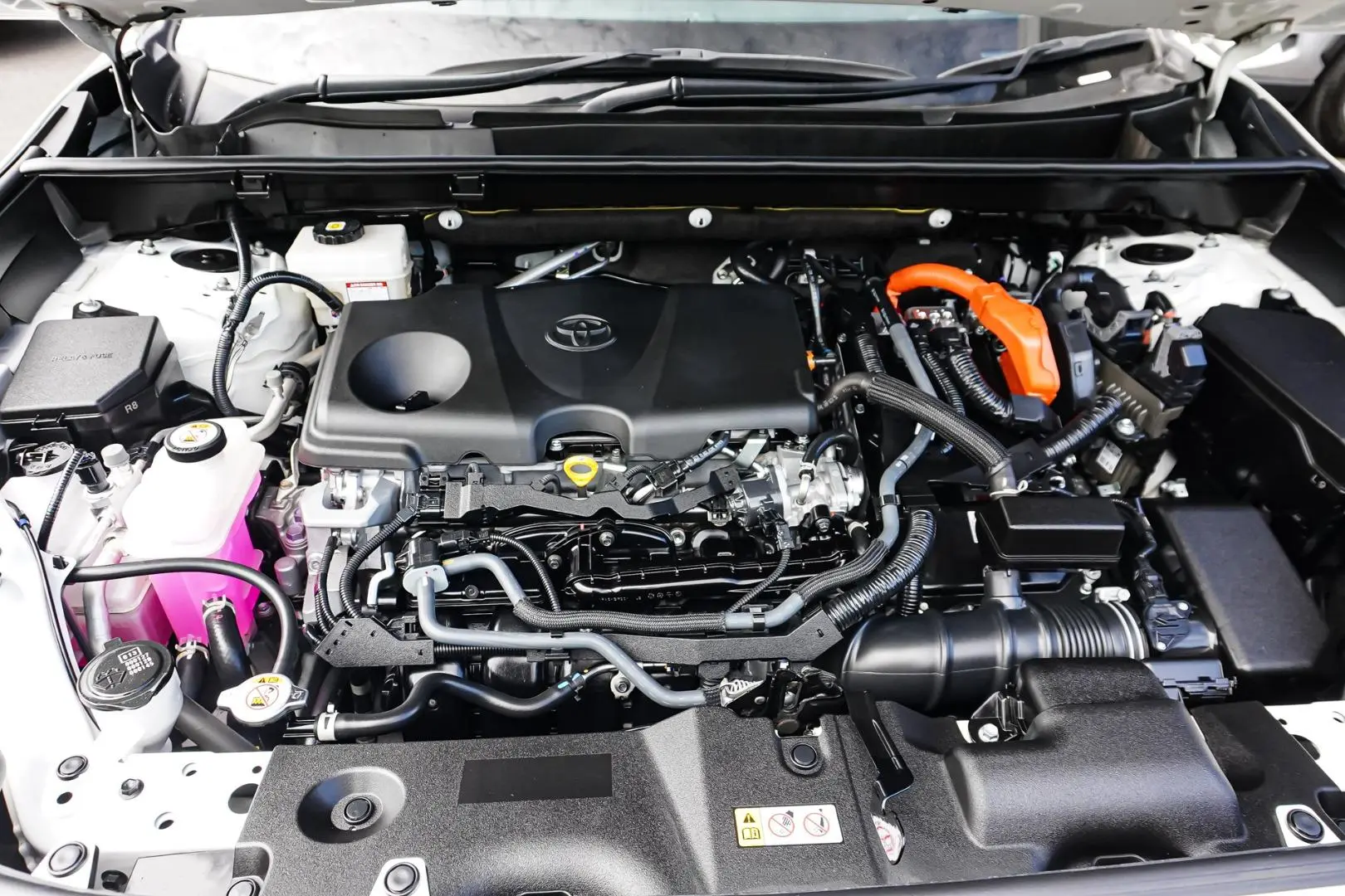 2022 Toyota RAV4 Gallery Image 26