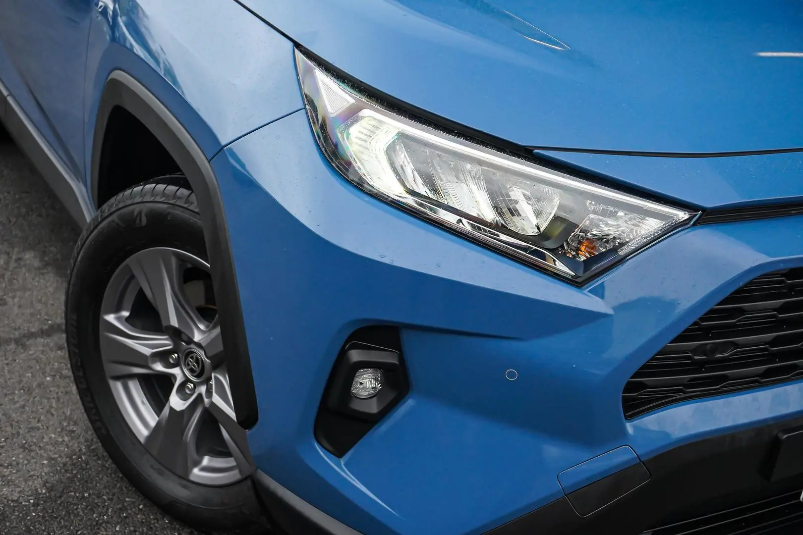 2022 Toyota RAV4 Gallery Image 10