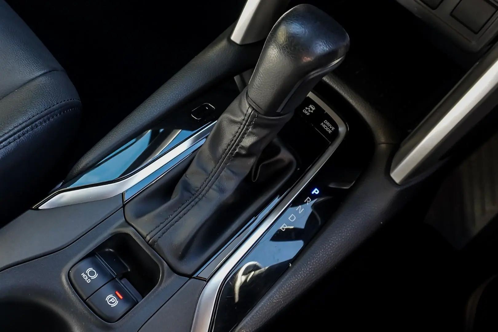 2022 Toyota Corolla Cross Gallery Image 18