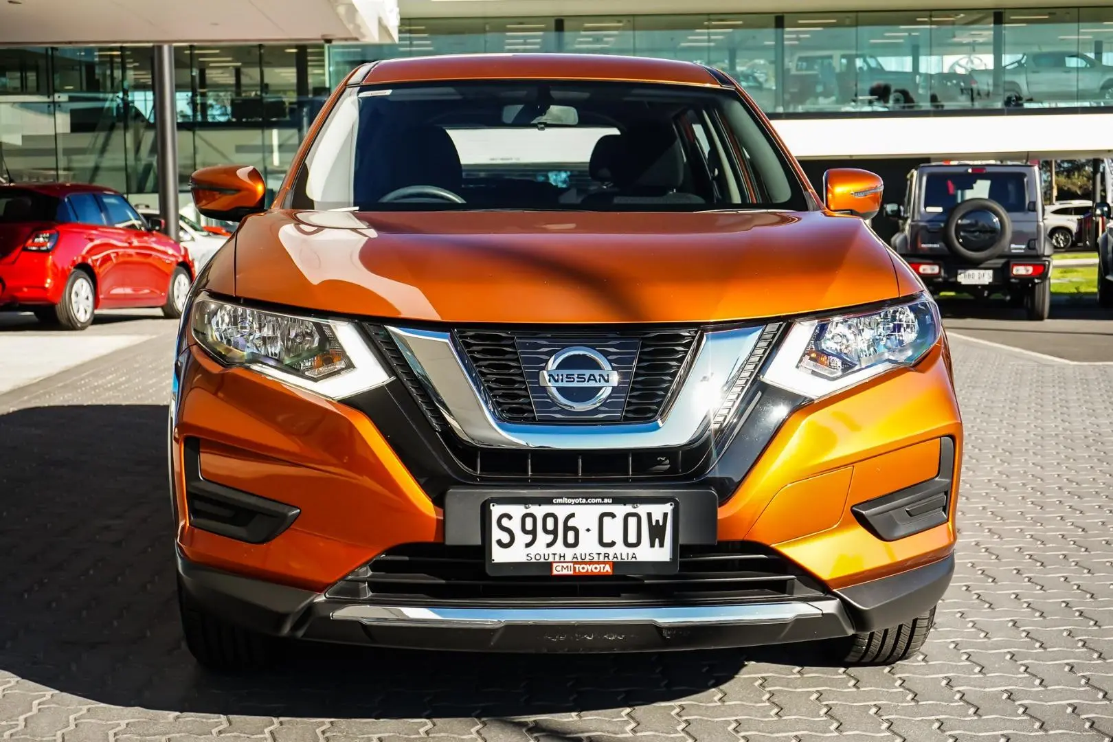 2018 Nissan X-TRAIL Gallery Image 4