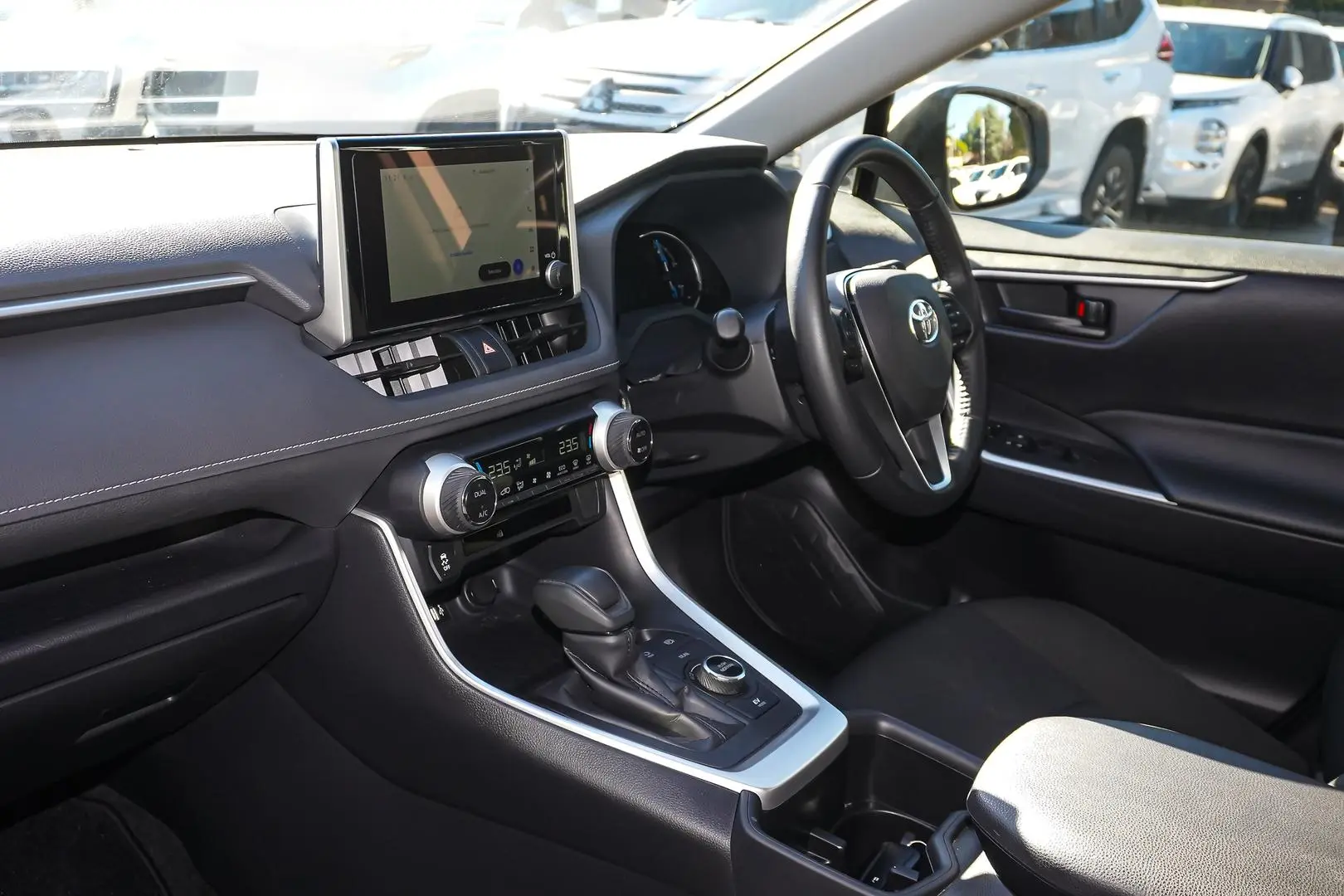 2025 Toyota RAV4 Gallery Image 11