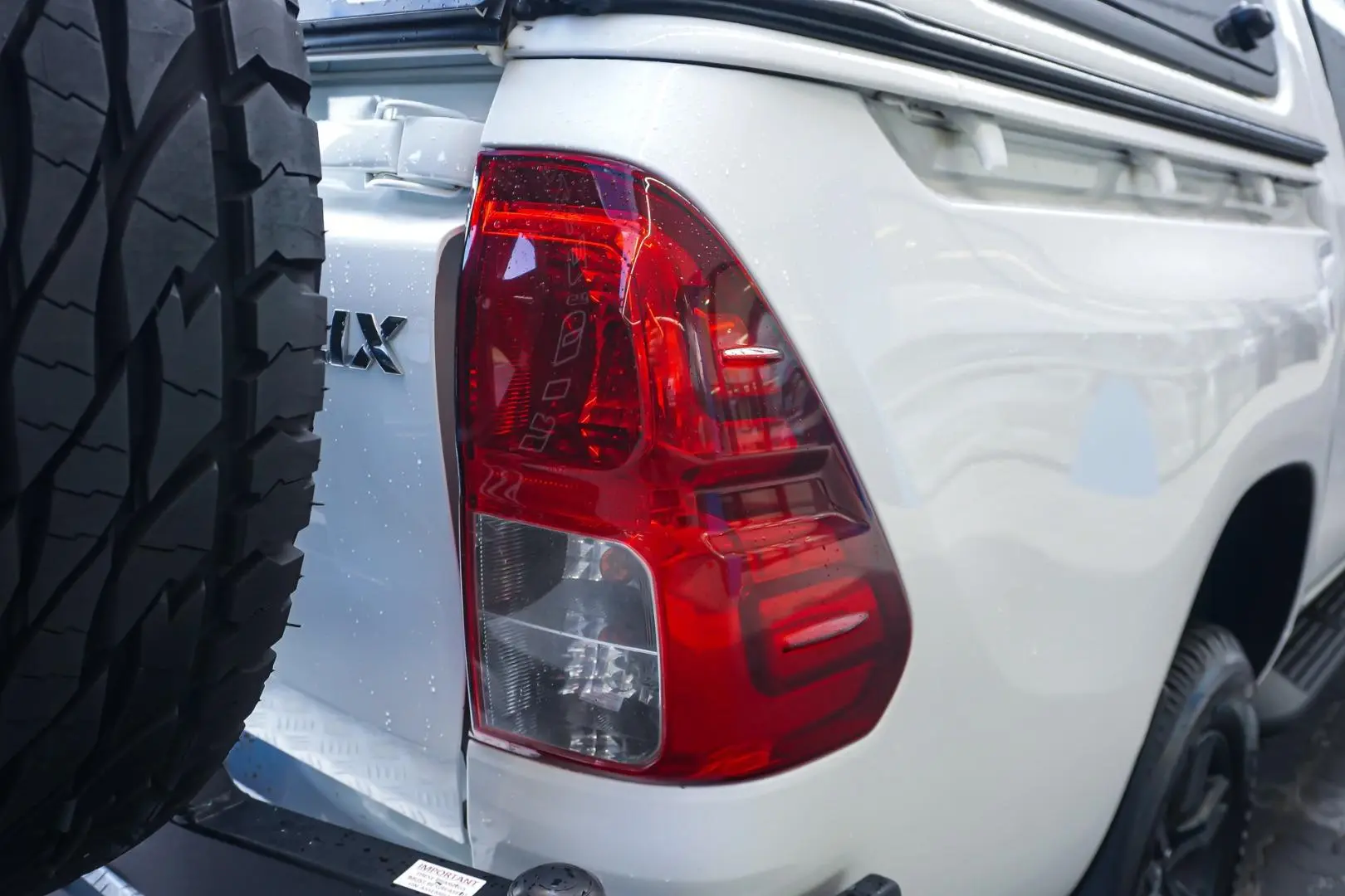 2023 Toyota Hilux Gallery Image 16