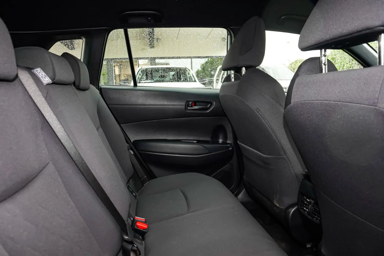 2025 Toyota Corolla Cross Gallery Image 8