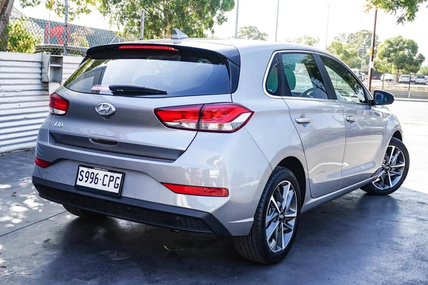 2022 Hyundai i30 Gallery Image 3
