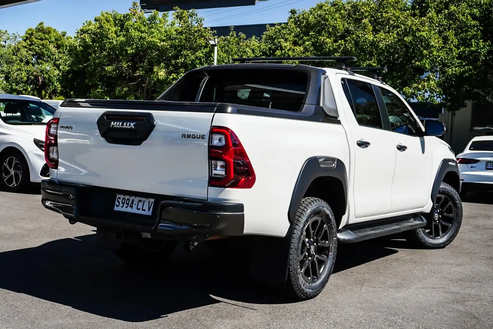 2021 Toyota Hilux Gallery Image 3