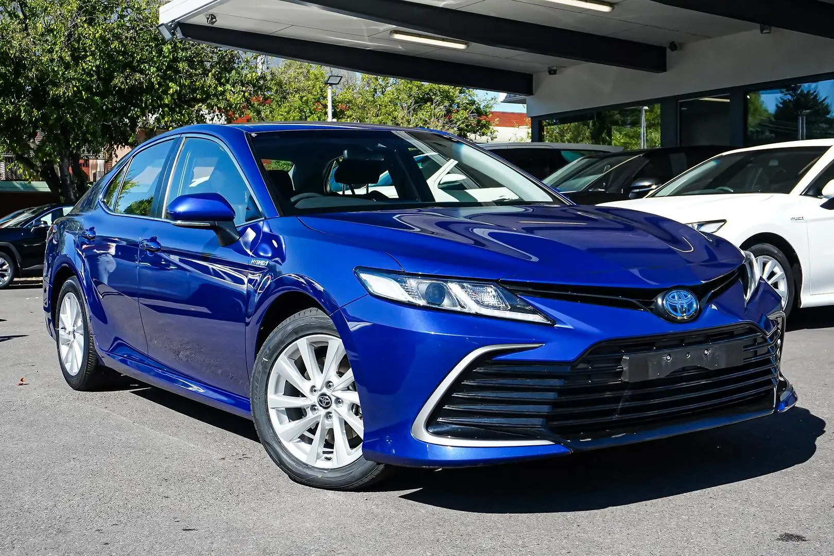 2024 Toyota Camry Gallery Image 2