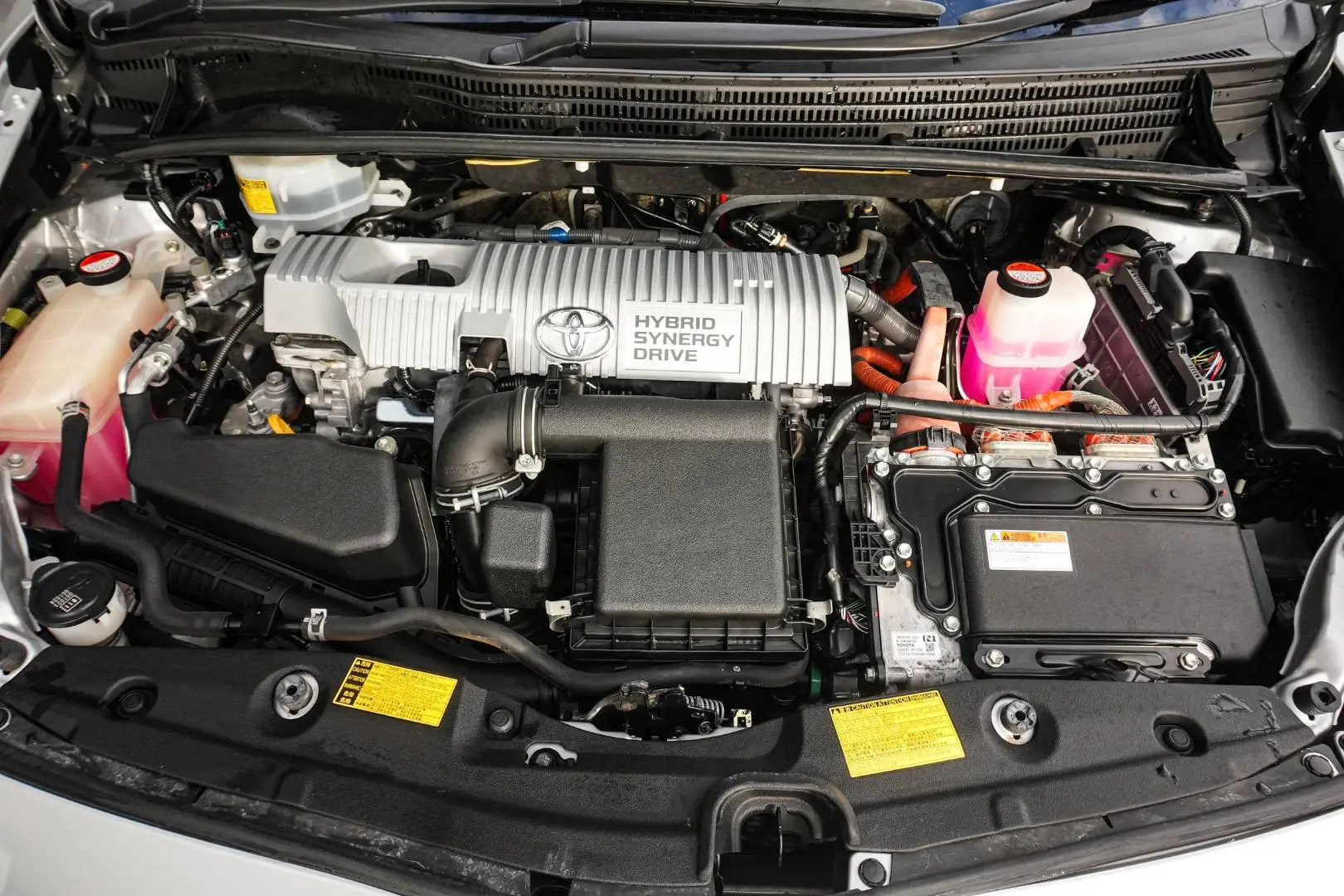 2014 Toyota Prius Gallery Image 24